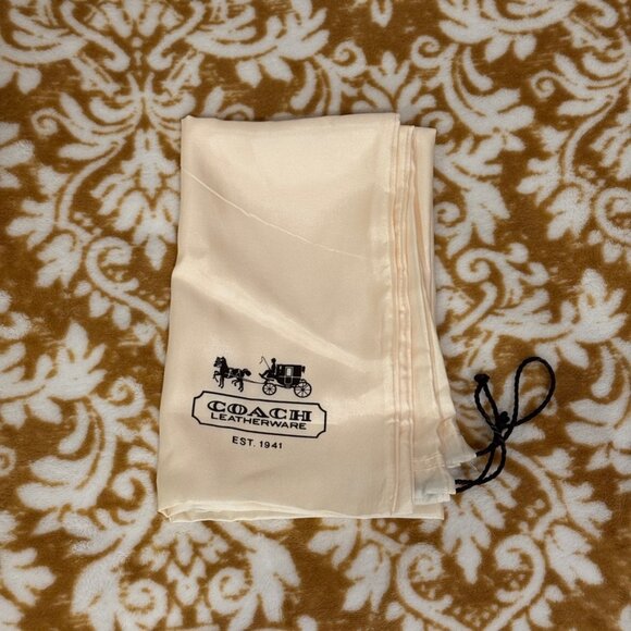 1990's Vintage Coach Willis Bag, Style P-9927, Mahogany - Picture 16 of 16